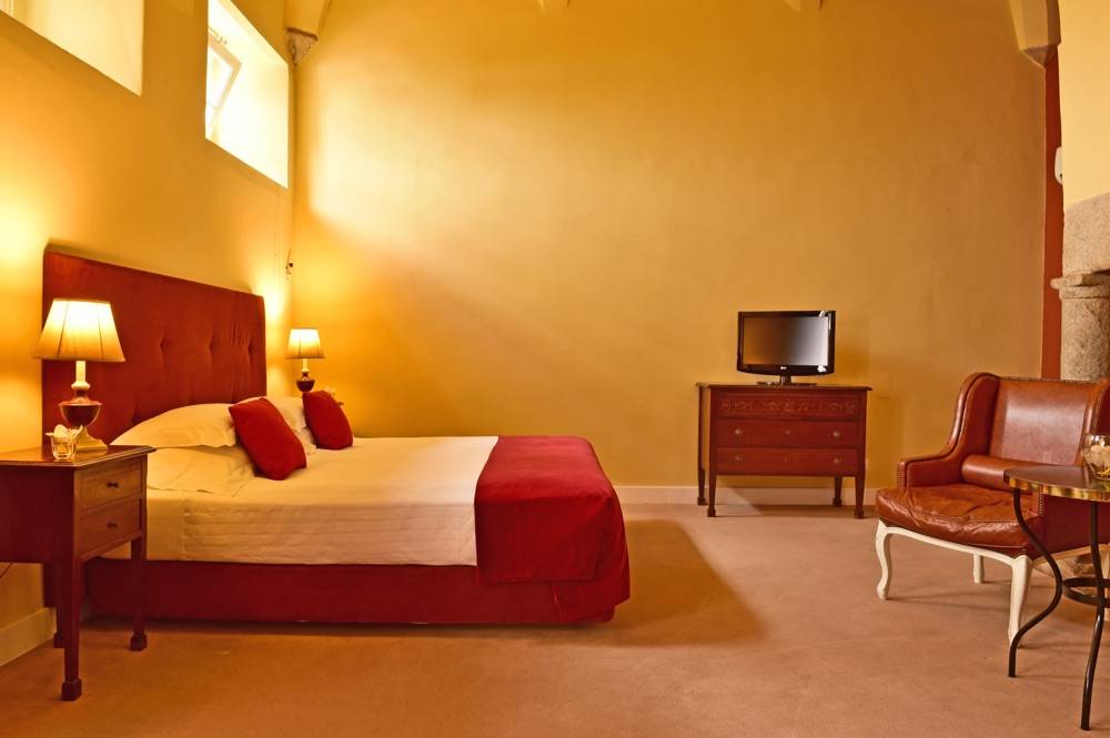 Pousada Convento Evora - Historic Hotel