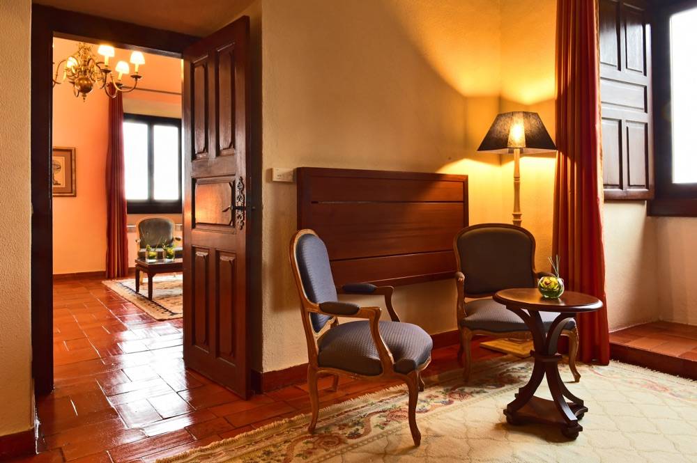 Pousada Castelo Palmela - Historic Hotel