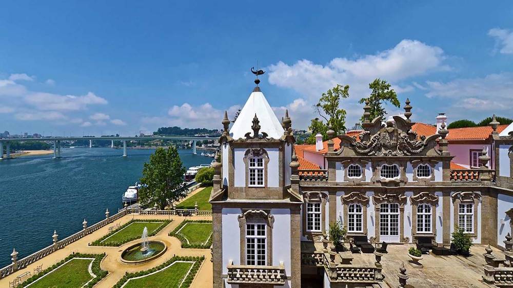 Pestana Palacio do Freixo Pousada & National Monument