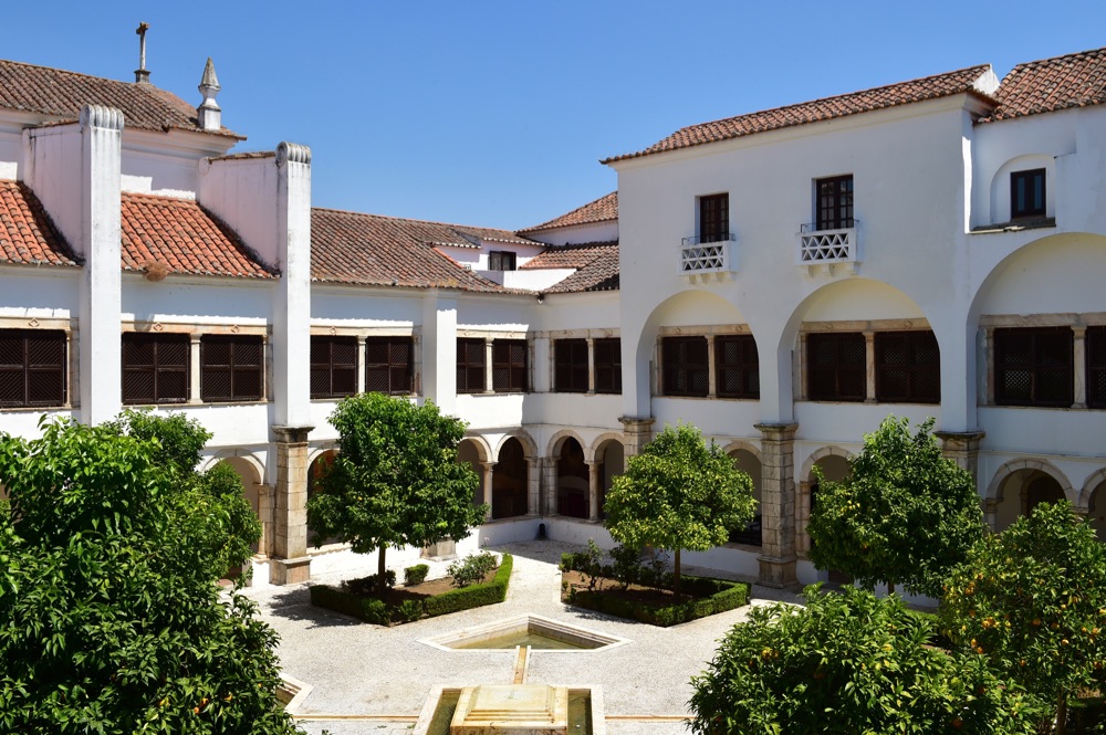 Pousada Convento Vila Viçosa - Historic Hotel