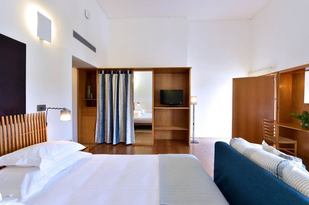 Pousada Convento Arraiolos - Historic Hotel