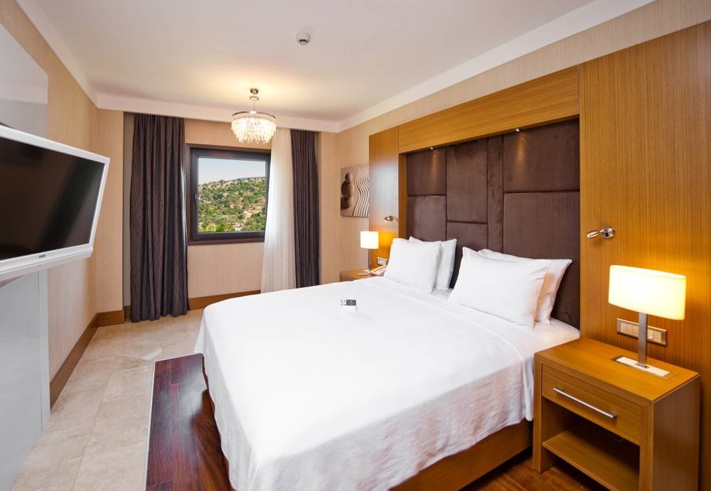Hilton Bodrum Turkbuku Resort & Spa