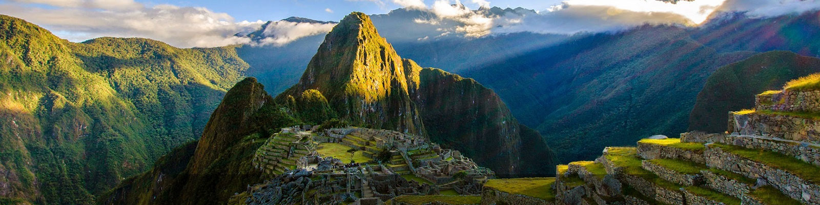 Vista panorámica de la ciudadela de Machu Picchu