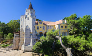Museo de los Condes de Castro Guimaraes