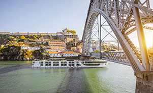 Crucero navegando por el Duero en Oporto