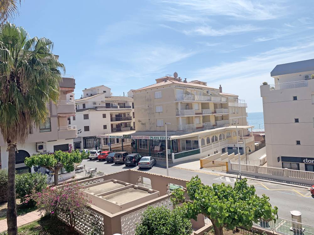 Apartamentos Cargador Beach