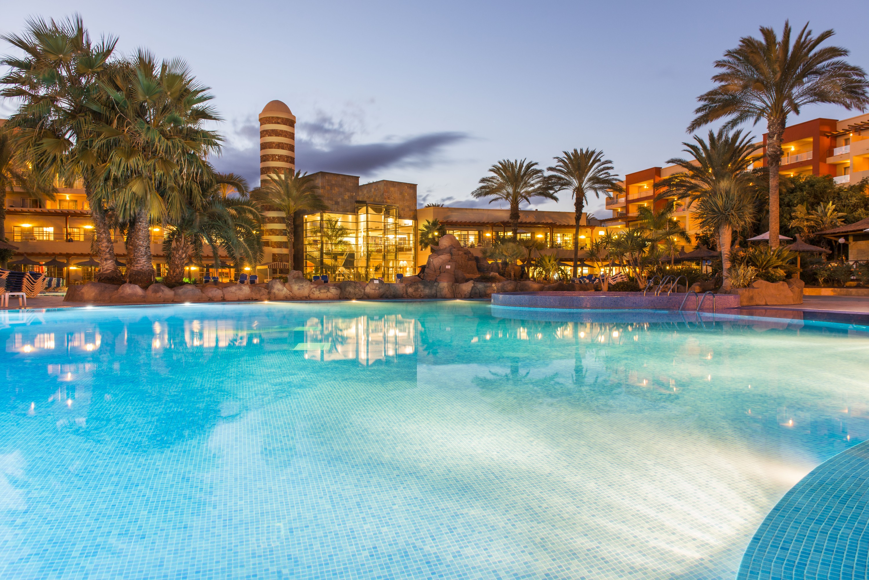 hotel elba carlota beach resort