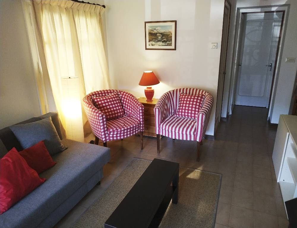 Apartamentos Escarrilla 3000