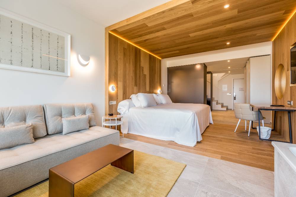 Leiro Suites and Residences at Higueron Hotel Malaga, Curio Collection by Hilton
