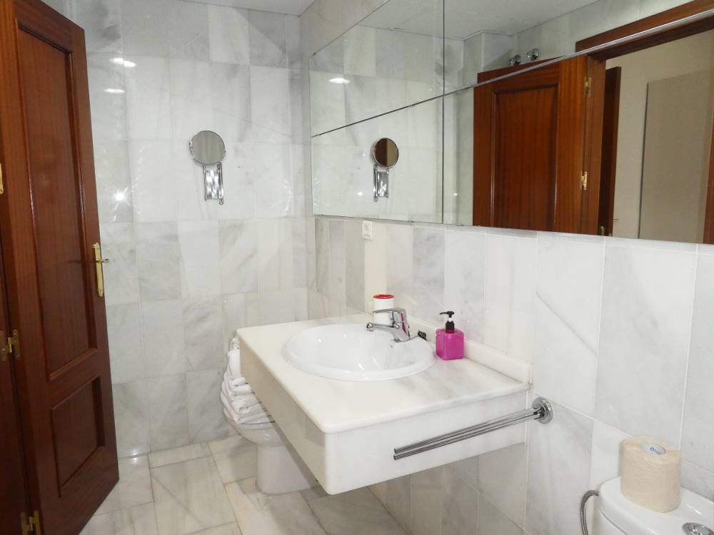 Apartamentos Granada Catedral Plaza 3000