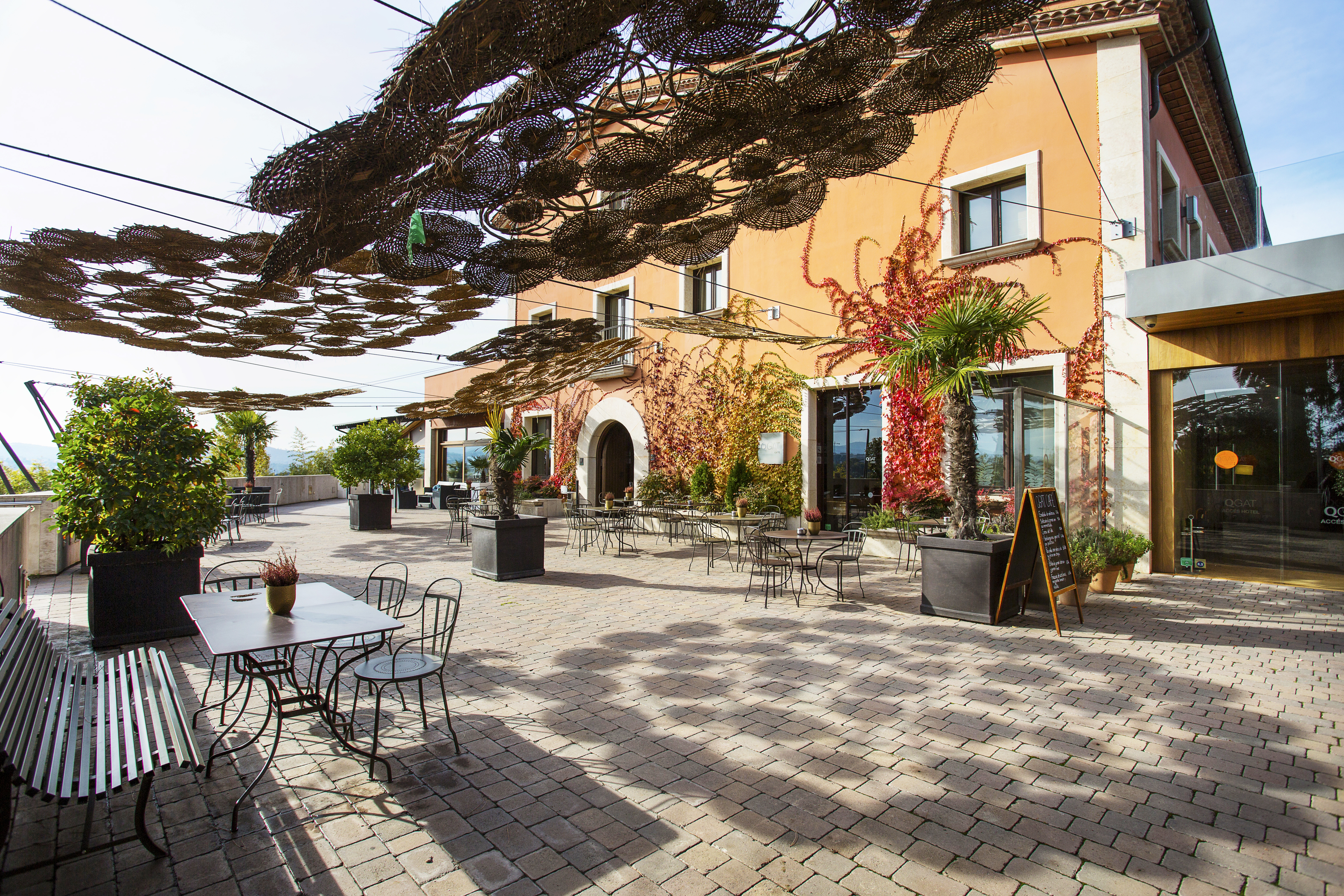 Qgat Restaurant, Events & Hotel