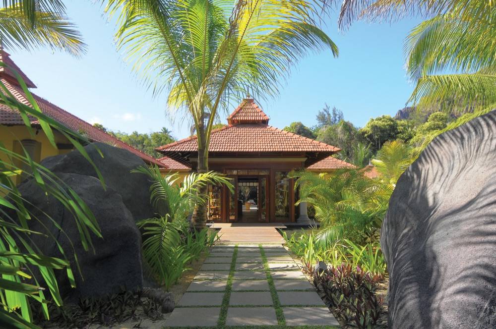 Beachcomber Seychelles Sainte Anne Resort & Spa