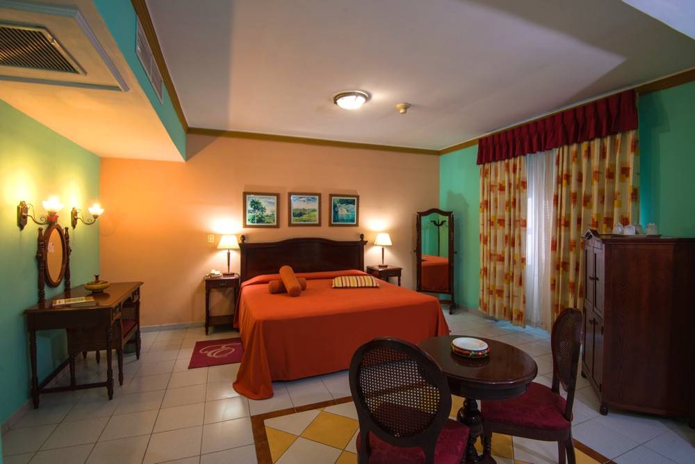 Hotel La Union Affiliated by Melia