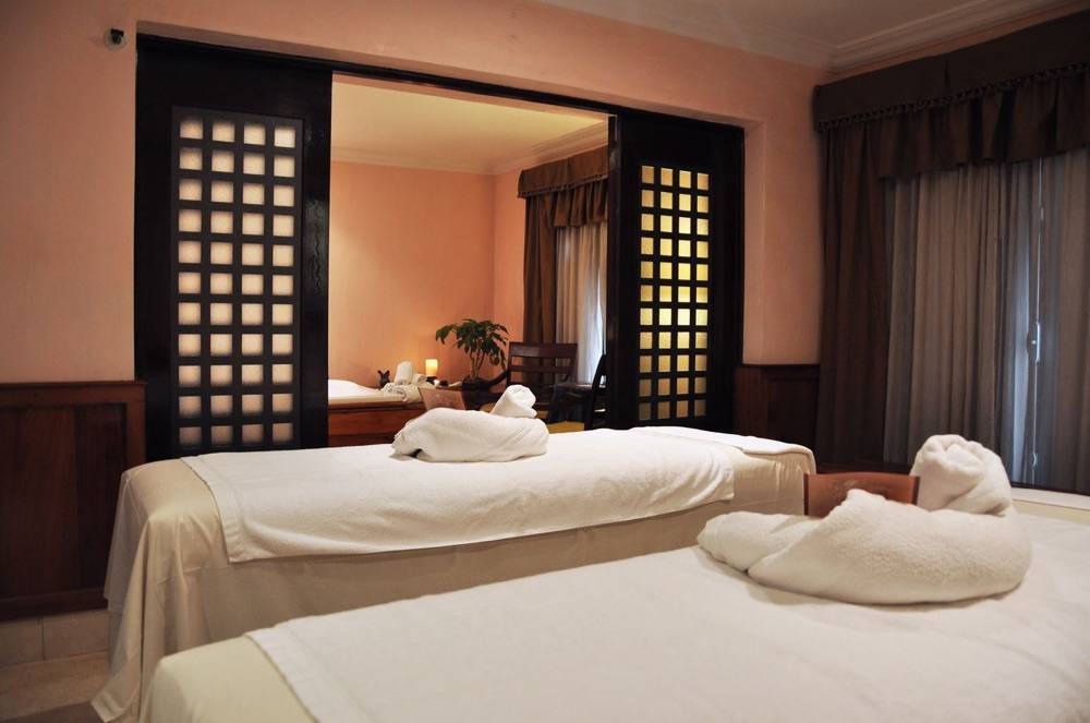 Hotel Saratoga