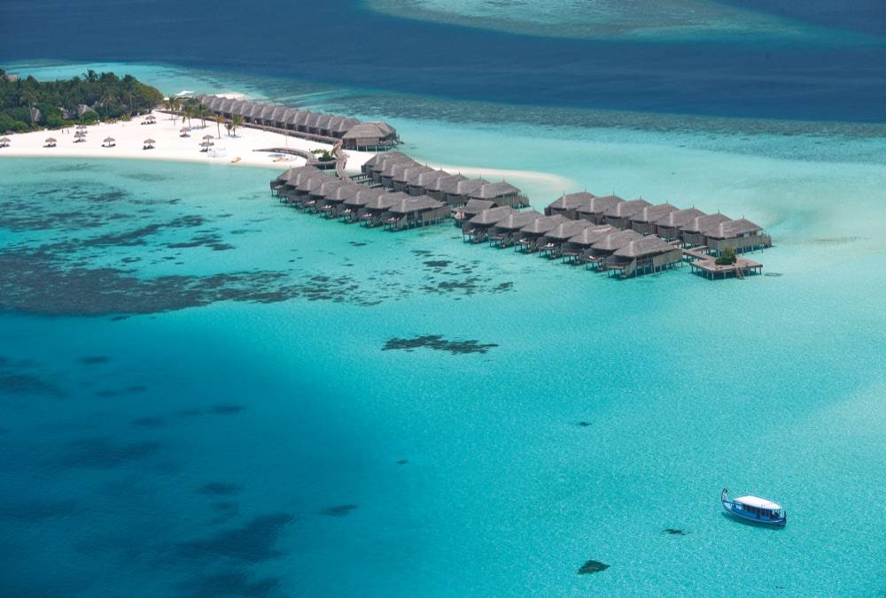 Constance Moofushi Resort Maldives All Inclusive