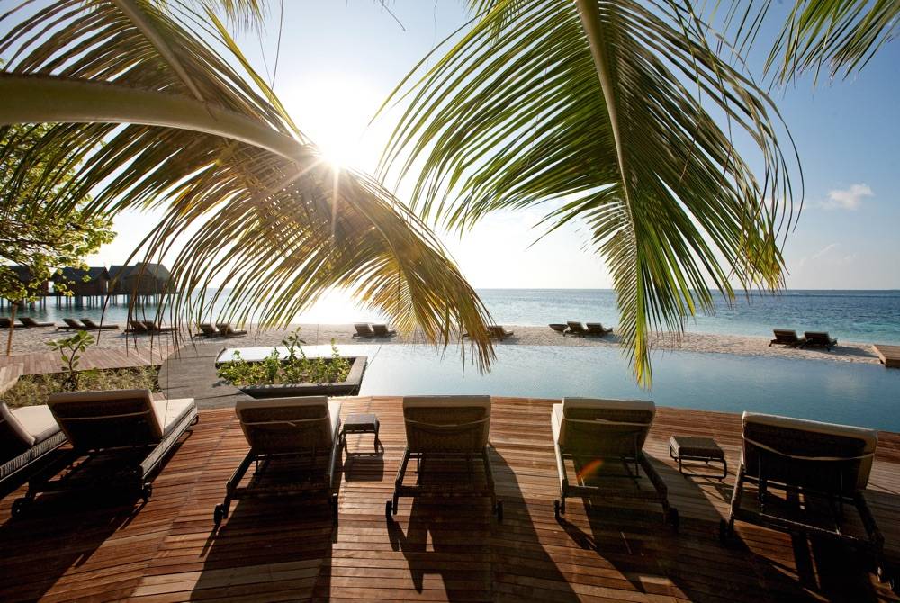 Constance Moofushi Resort Maldives All Inclusive