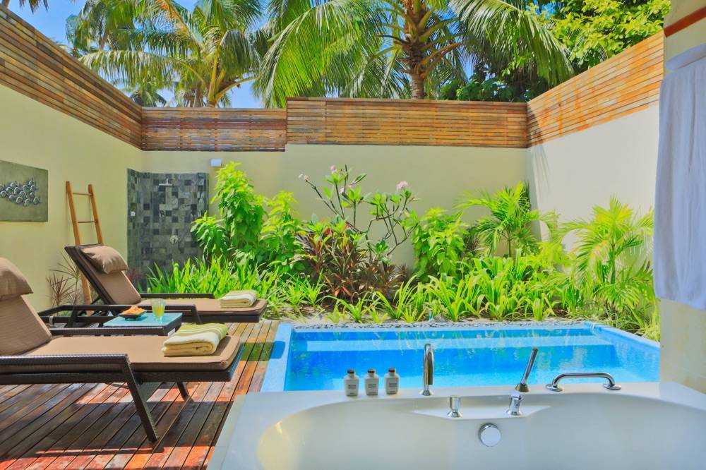 Niva Kurumba Maldives
