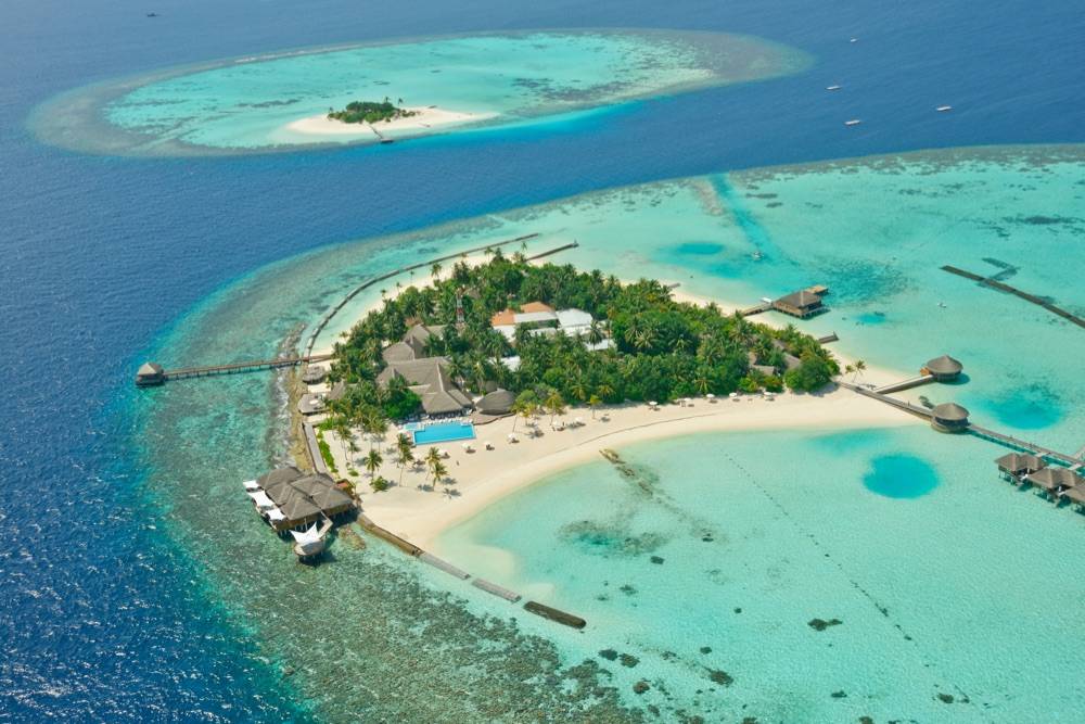 Outrigger Maldives Maafushivaru Resort