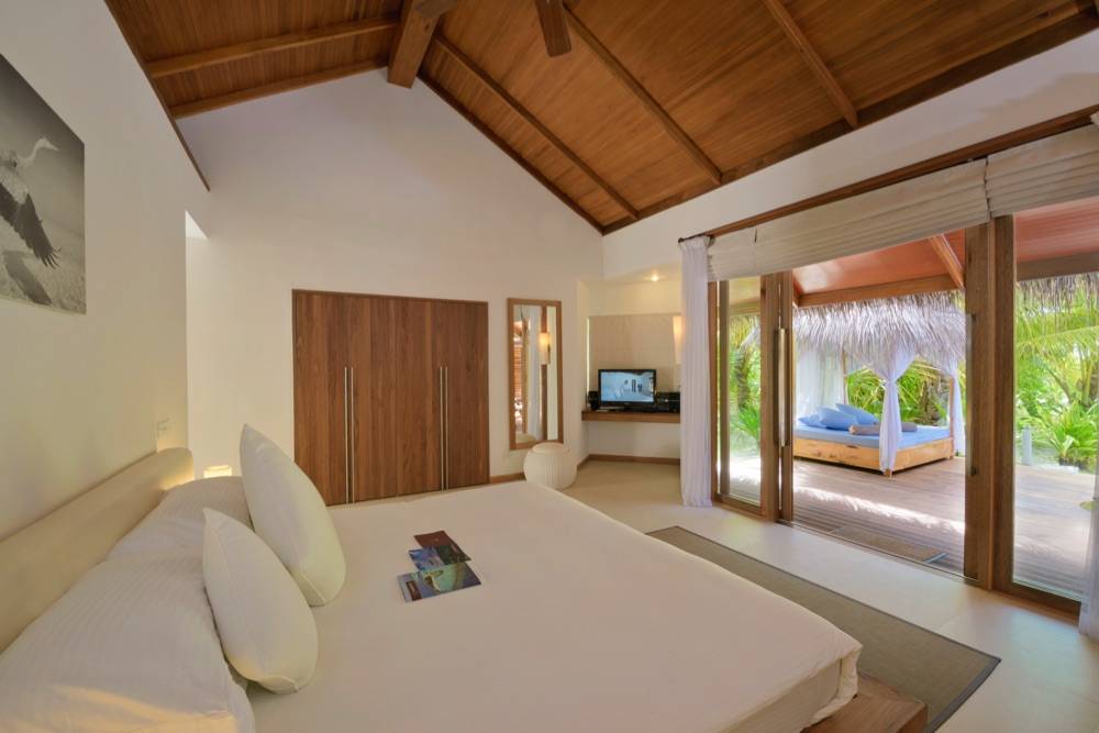 Outrigger Maldives Maafushivaru Resort