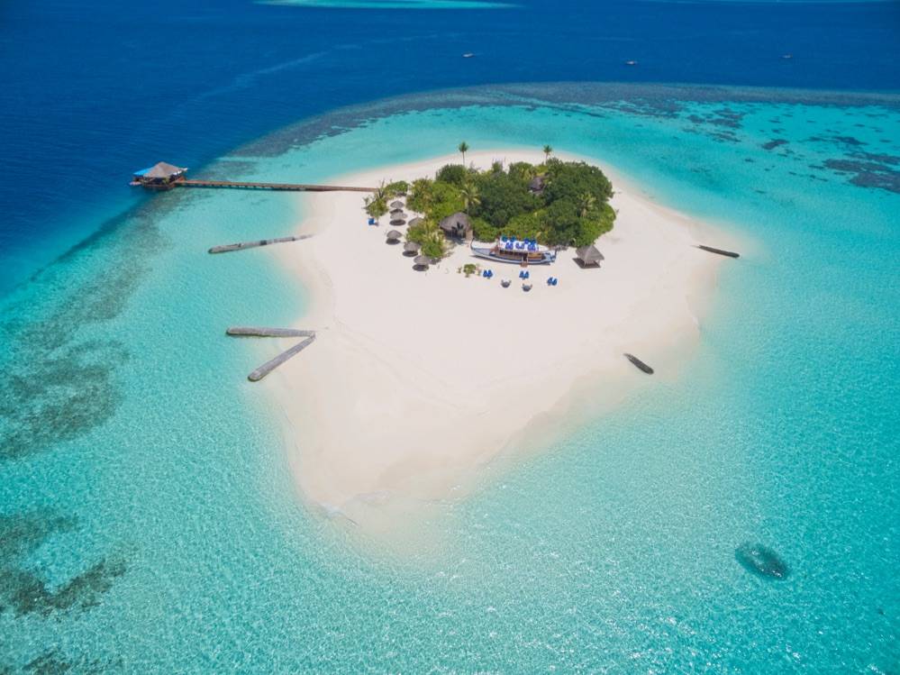 Outrigger Maldives Maafushivaru Resort