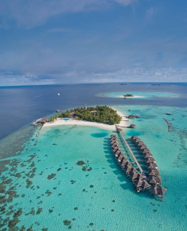 Outrigger Maldives Maafushivaru Resort