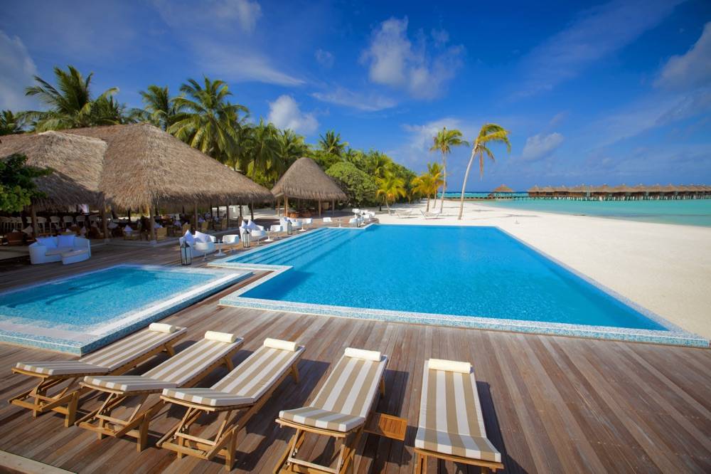 Outrigger Maldives Maafushivaru Resort