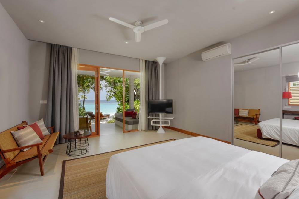 Niva Dhigali Maldives