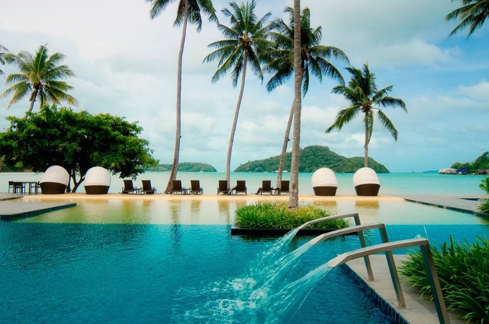 Crowne Plaza Panwa Beach Resort