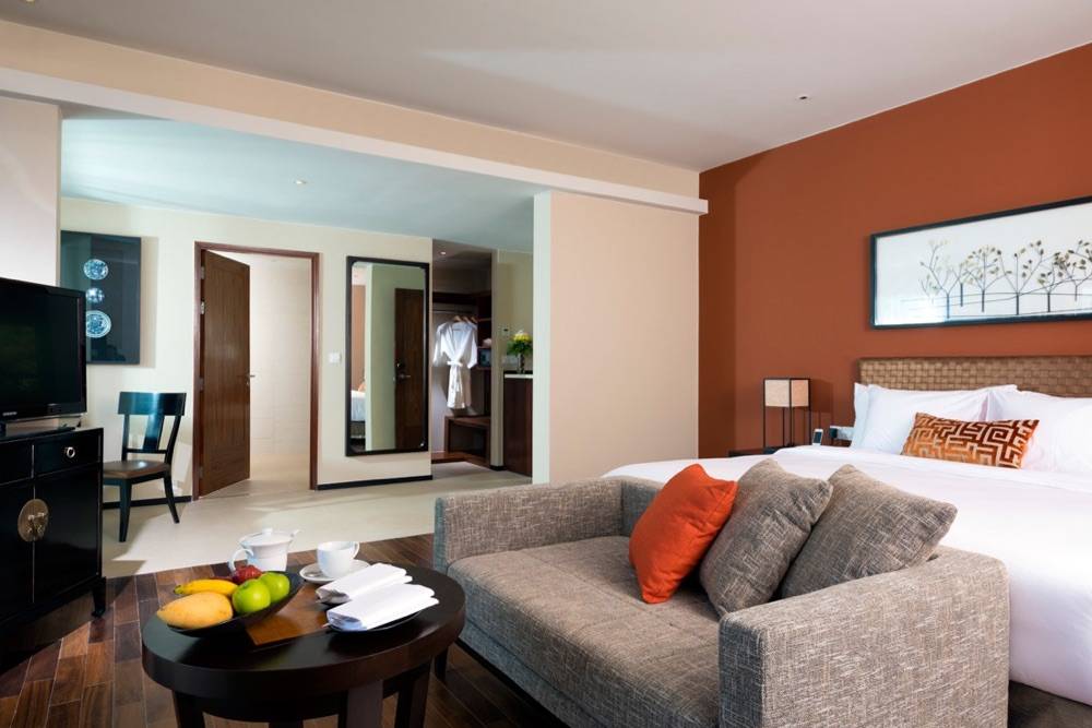 Crowne Plaza Panwa Beach Resort