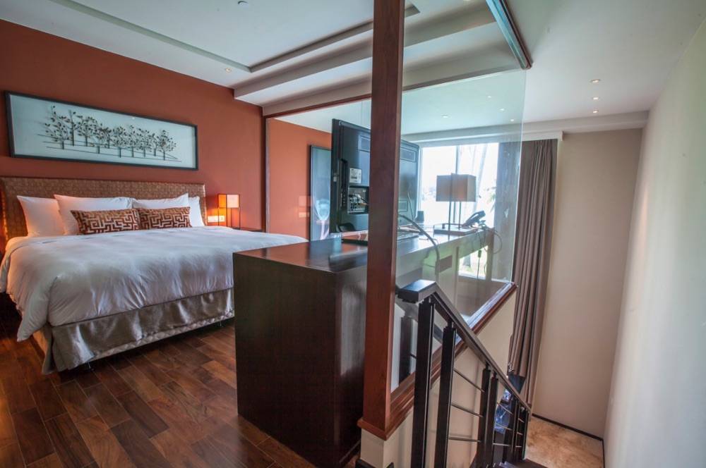 Crowne Plaza Panwa Beach Resort