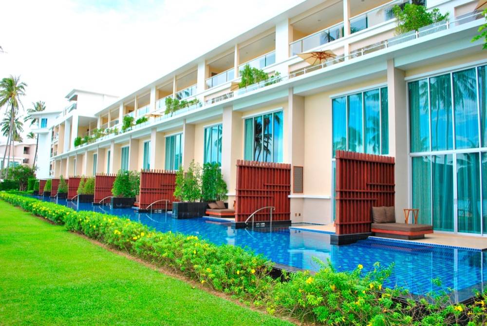 Crowne Plaza Panwa Beach Resort