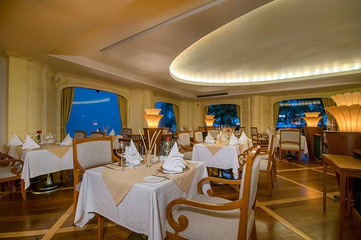 Katathani Phuket Beach Resort