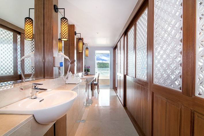 Katathani Phuket Beach Resort