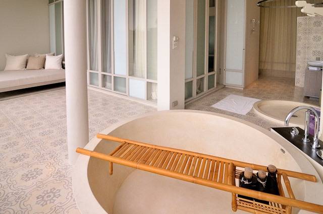 SALA Phuket Resort & Spa
