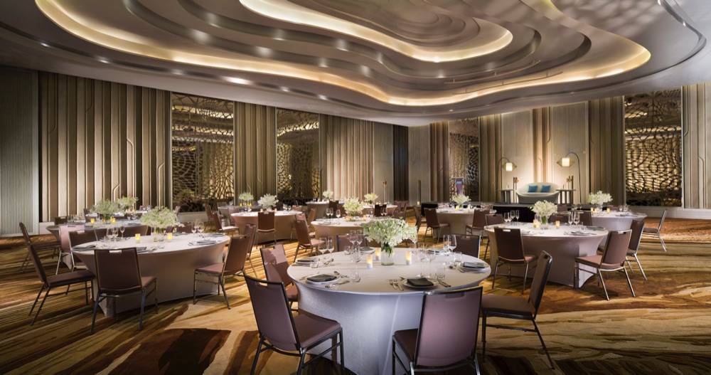 Pullman Phuket Arcadia Naithon Beach