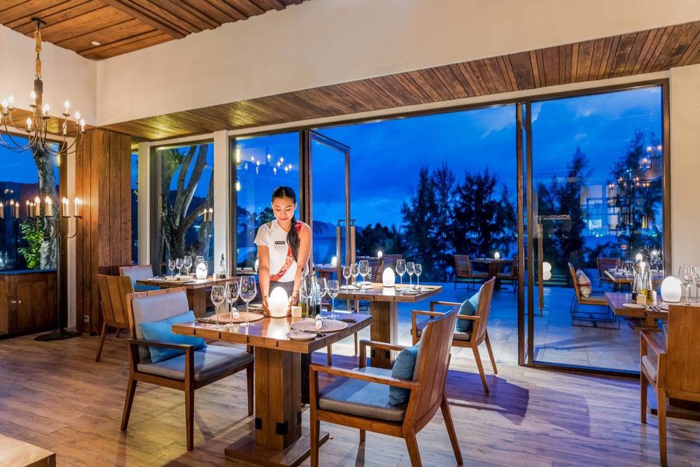 Pullman Phuket Arcadia Naithon Beach