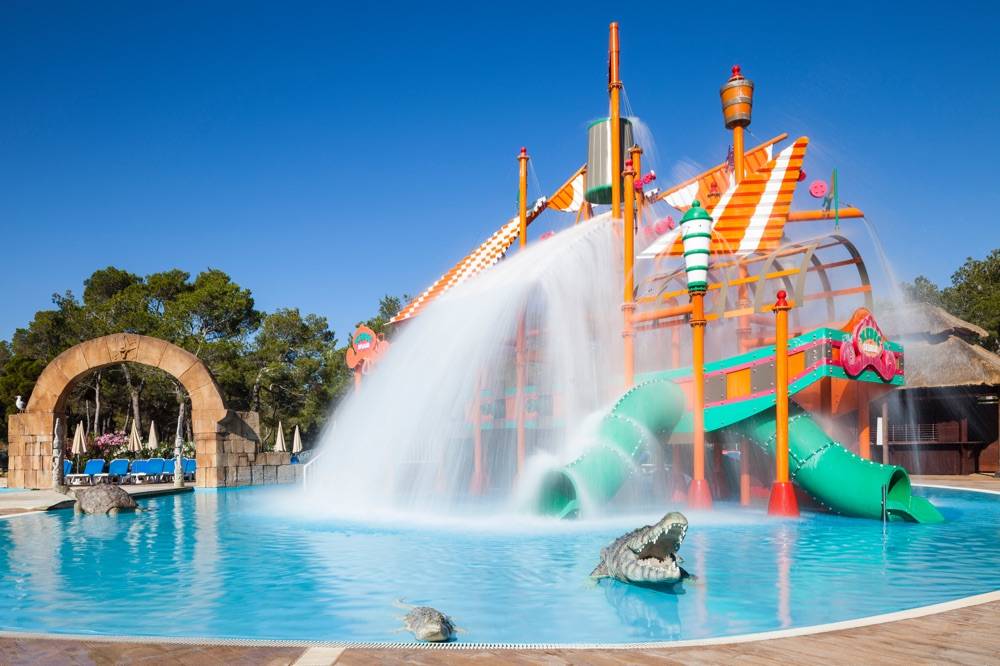 Invisa Figueral Resort (Cala Blanca & Cala Verde)