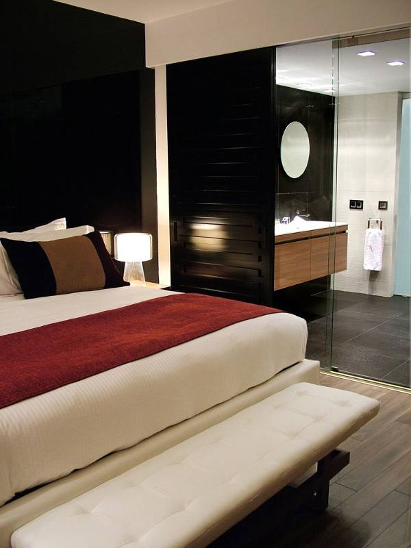 Sir Anthony Hotel