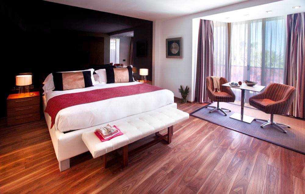 Sir Anthony Hotel
