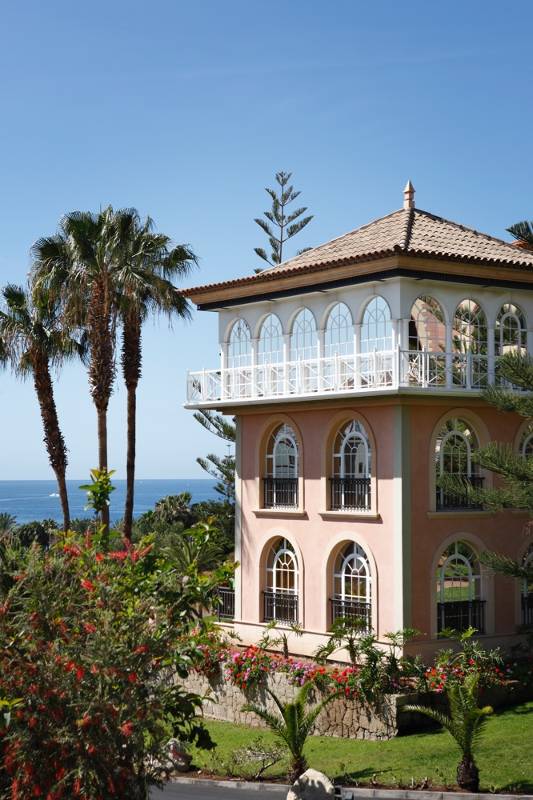 Bahia Del Duque Resort