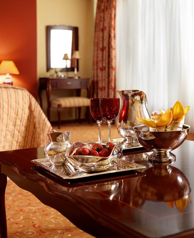 Titania Hotel