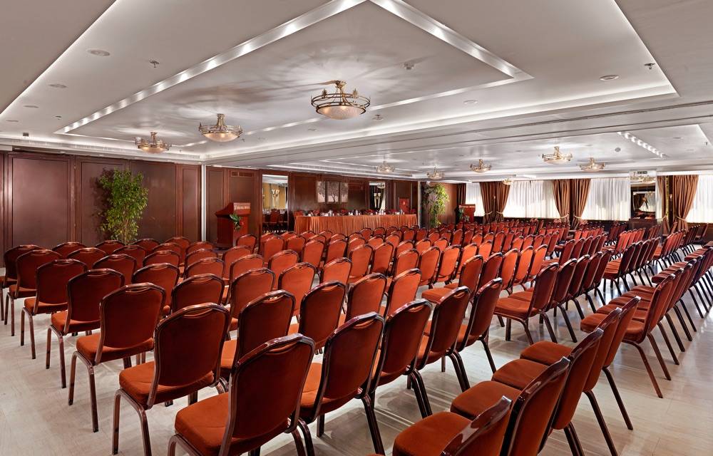 Titania Hotel