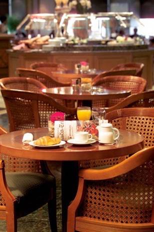 Divani Caravel