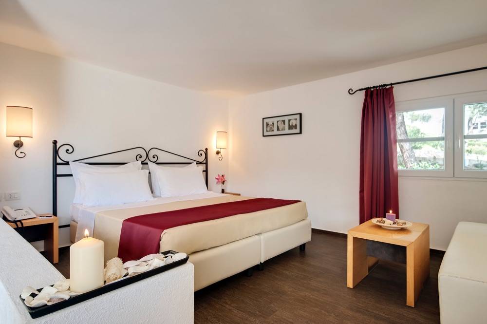 Hydra Beach Resort