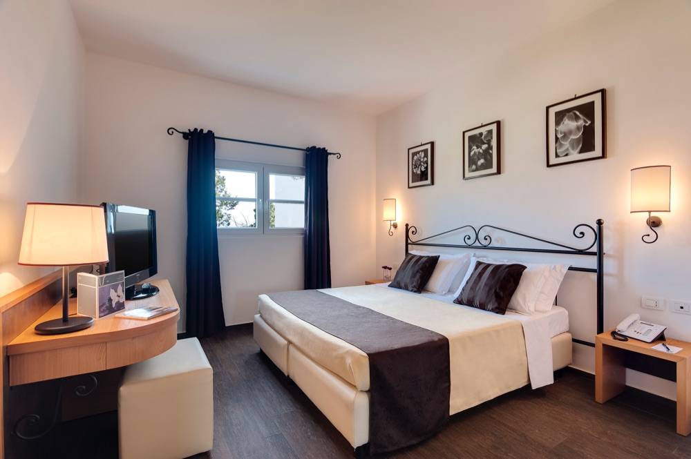 Hydra Beach Resort