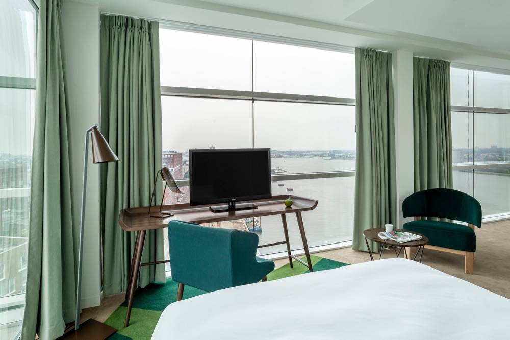 Room Mate Aitana
