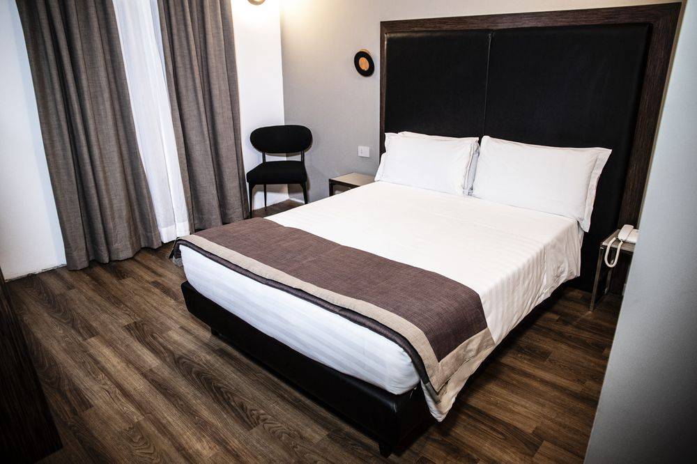 Al Manthia Hotel