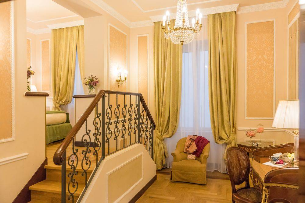 Bernini Palace
