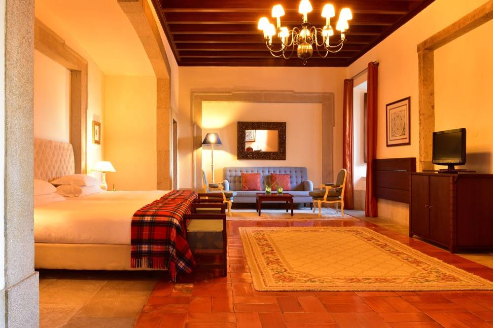 Pousada Castelo Palmela - Historic Hotel