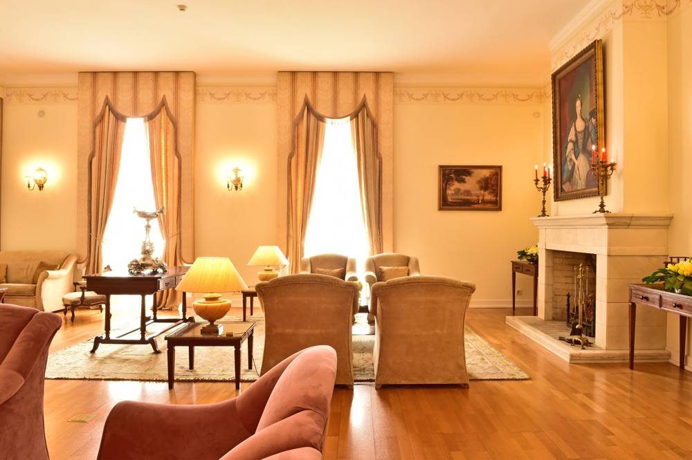 Pousada Palácio de Queluz - Historic Hotel